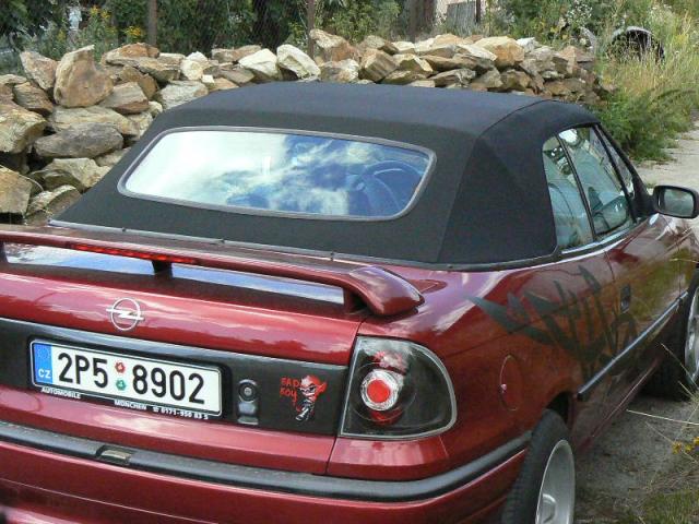 Opel Astra - střecha